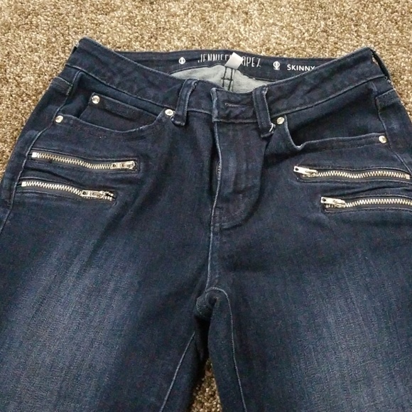 Jeans - Picture 3 of 4